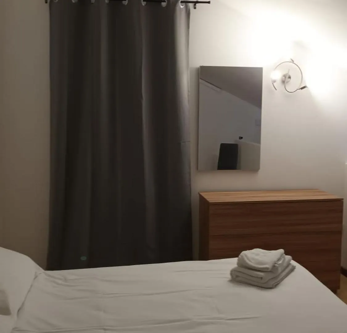 Casa N 1 Con Parcheggio Privato E Colonnina Ricarica Apartment Livorno Italy
