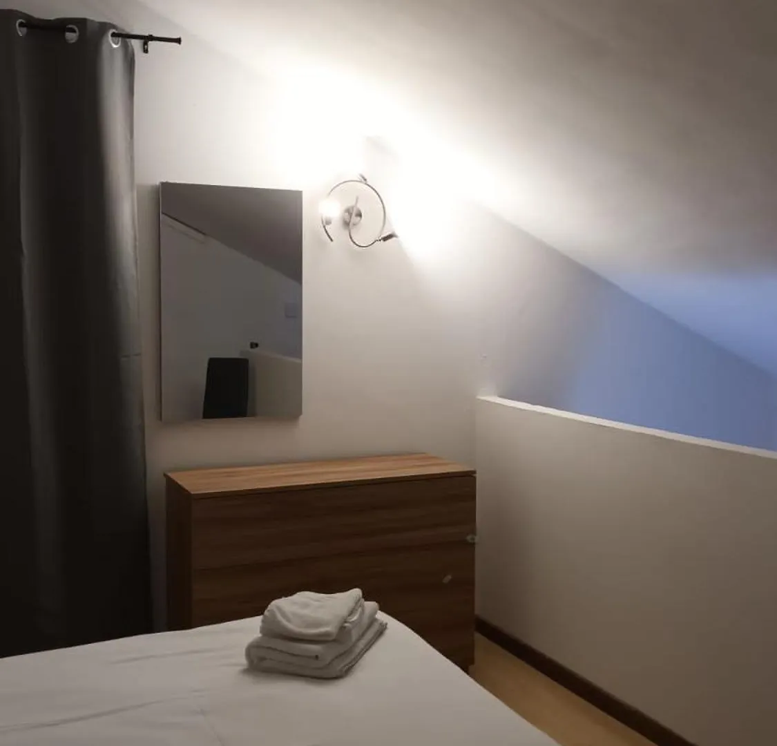 Casa N 1 Con Parcheggio Privato E Colonnina Ricarica Apartment Livorno