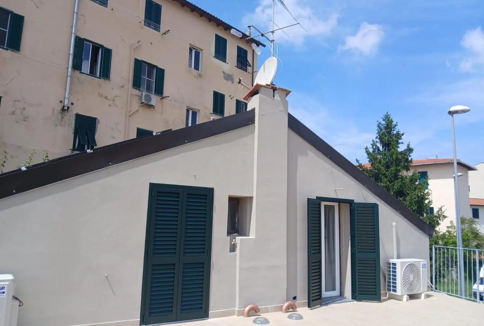 Casa N 1 Con Parcheggio Privato E Colonnina Ricarica Apartment Livorno 0*,  Italy